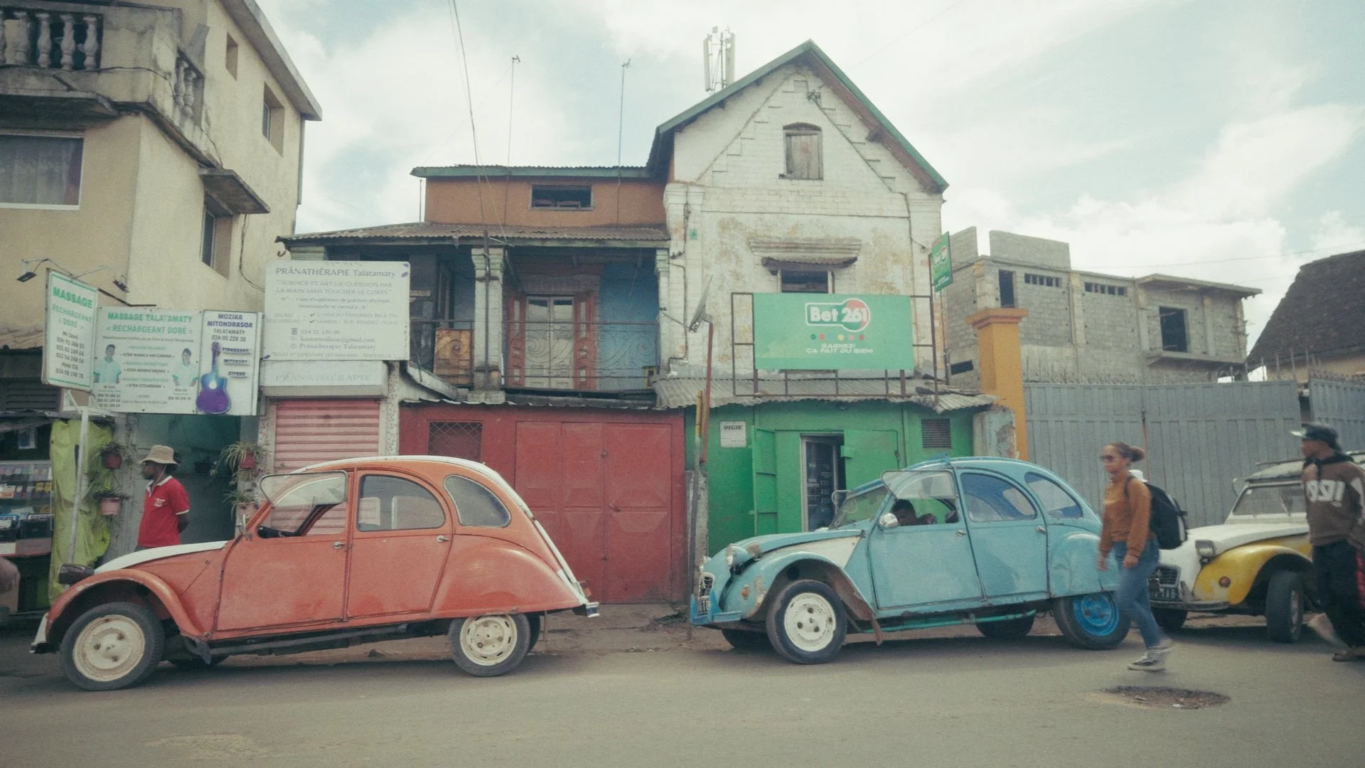 Day 03 Stringout_00_09_09_04.jpg