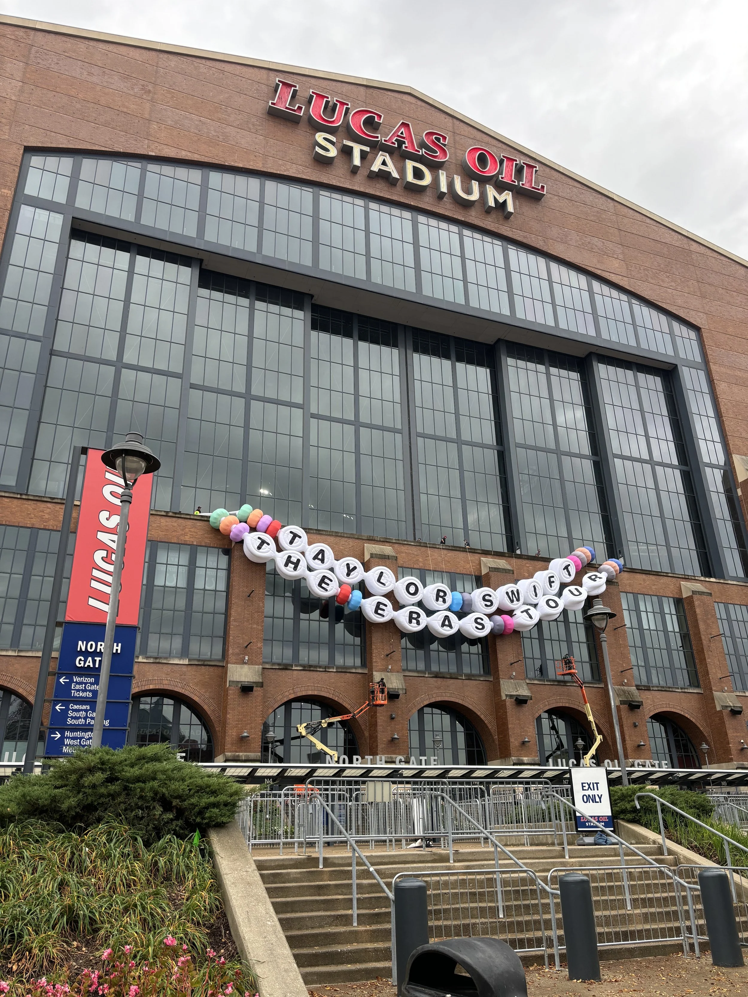 Indy Lucas Oil Stadium.JPG