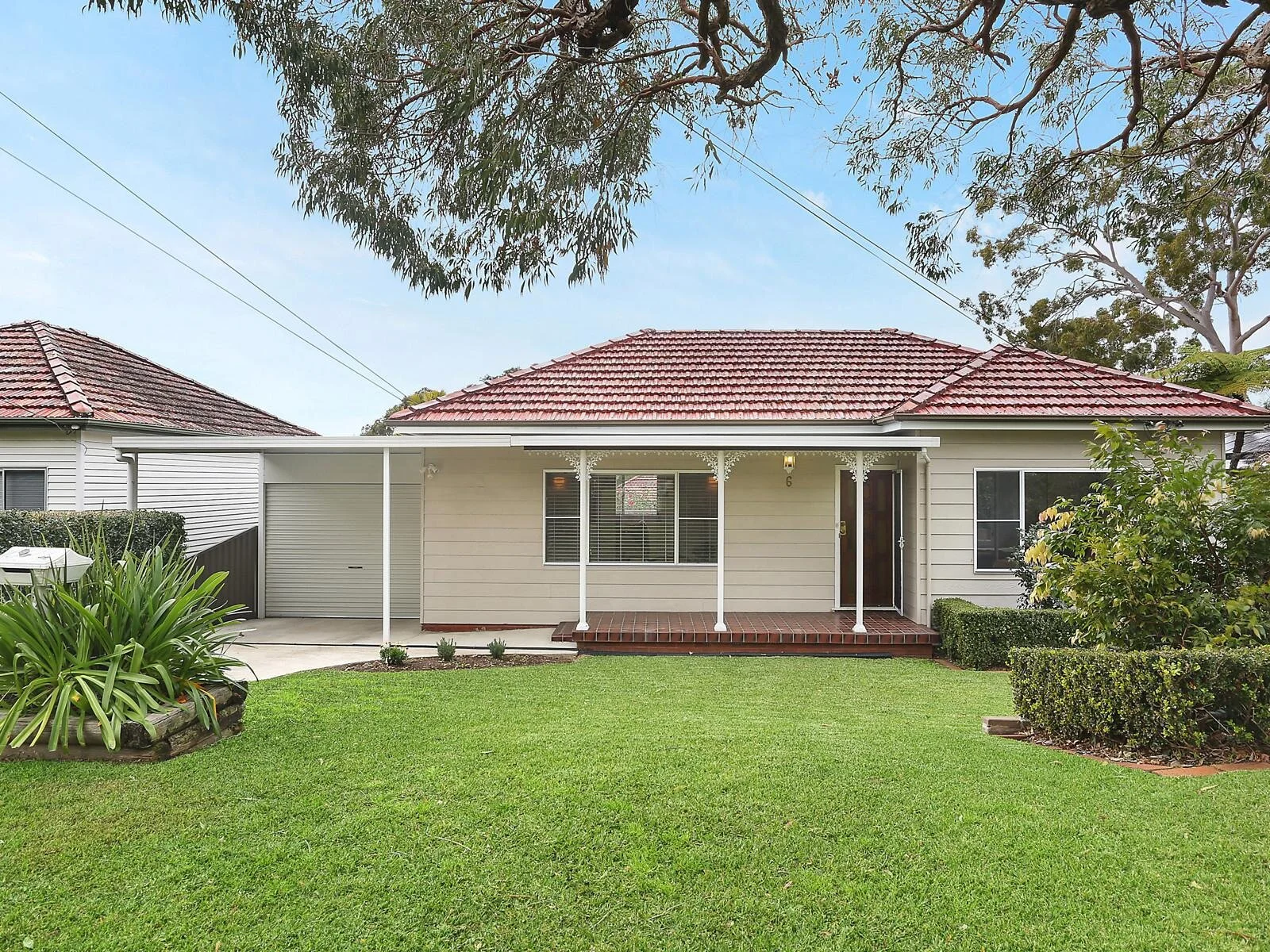 6 Macquarie Street, Gymea