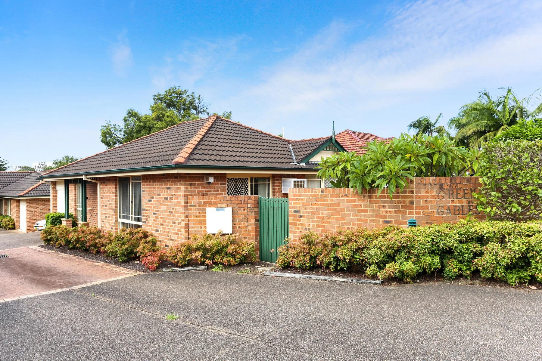 2/261 President Avenue, Miranda