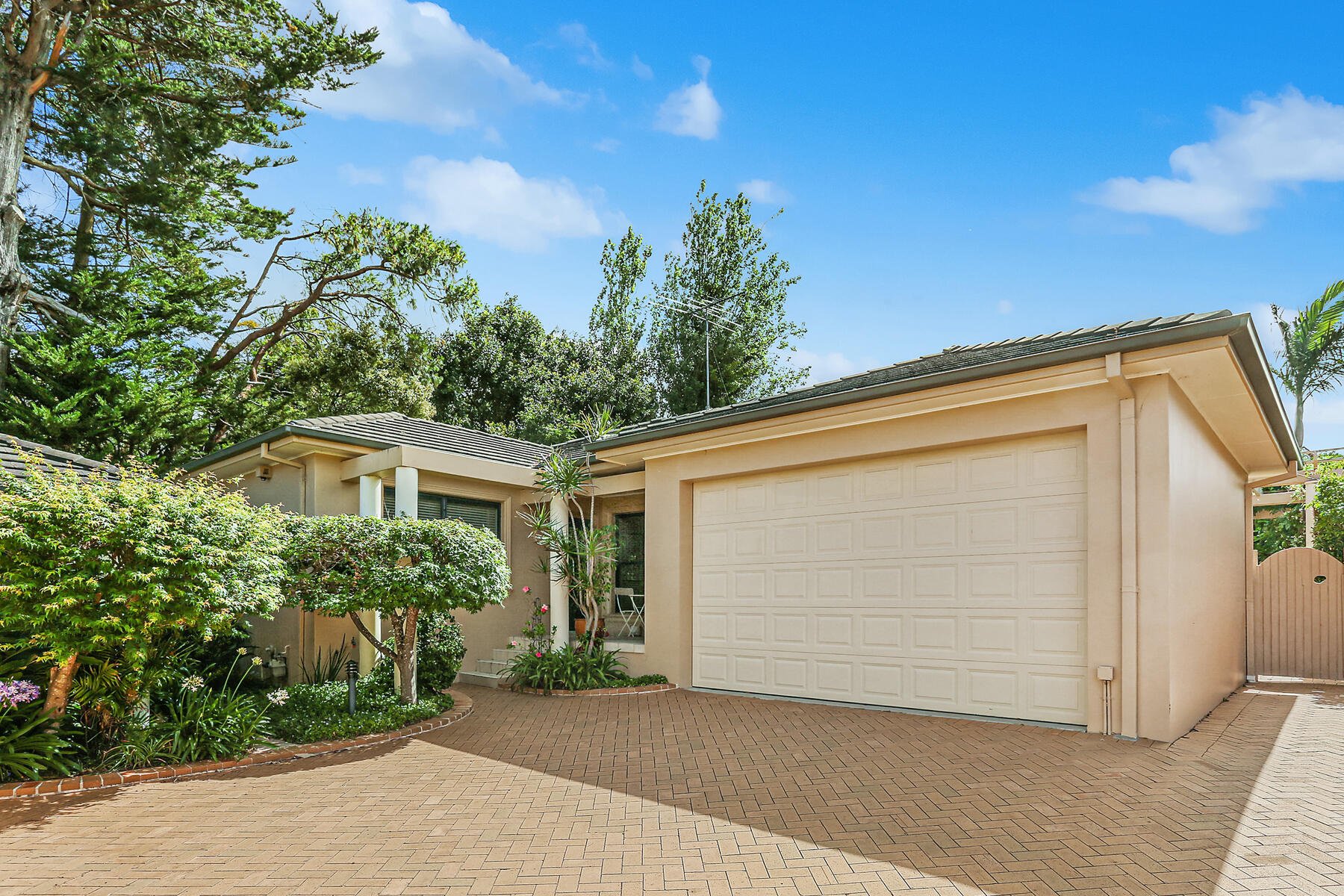 4/44 EPACRIS AVENUE, CARINGBAH SOUTH