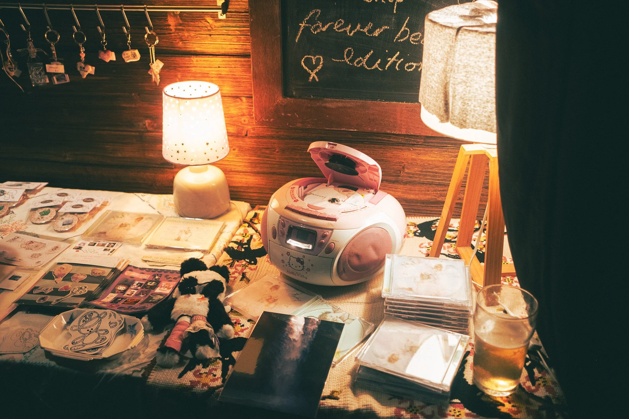 foreverbedroom lowqual76.jpg