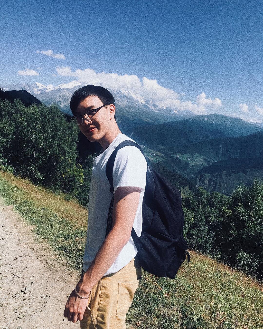 In a foreign place, are you happy now? @zedd
Picture by: Diana Godz (@godz_diana) //
//
//
//
//
#lensbible #sonyar7ii #travelvideo #traveltheworld #discovergeorgia #alphasonycamera #zeisslens #mestia #calledtobecreative #georgiacountry #creativityfo