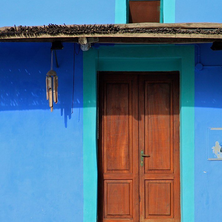 Song sung blue, everybody knows one! We all need more colour in our lives. Missing the Aeolian Islands and all of its colours. #filicudi #doors #aeolianislands #isoleeolie #stromboli #coloursofsicily #salina #inlovewithanisland #wunderlust #sicily #i