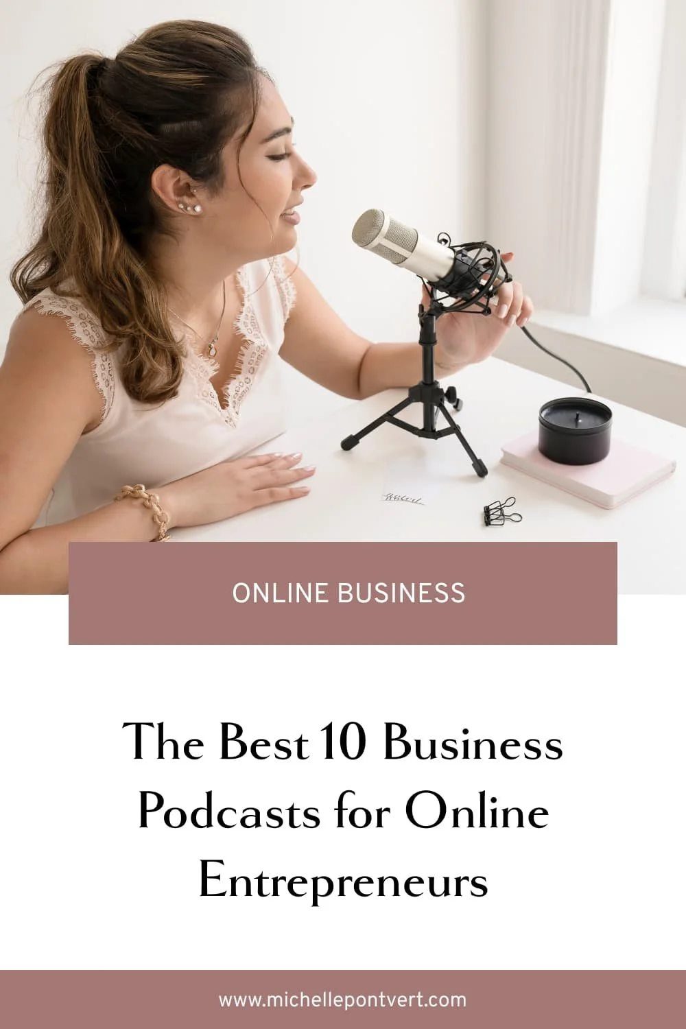 The Best 10 Business Podcasts for Online Entrepreneurs