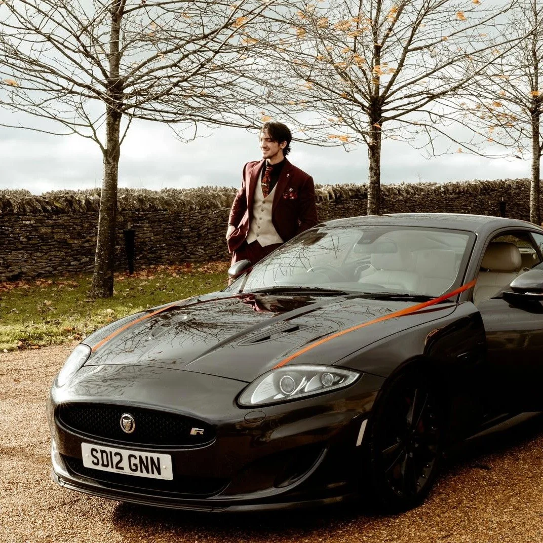 We had the pleasure of creating this sartorial merlot two-piece for @the_seabass1, paired with a contrasting oatmeal waistcoat, for his sister&rsquo;s wedding last year. 

The two-piece was tailored from @hollandandsherryapparel Classic Woollen Flann