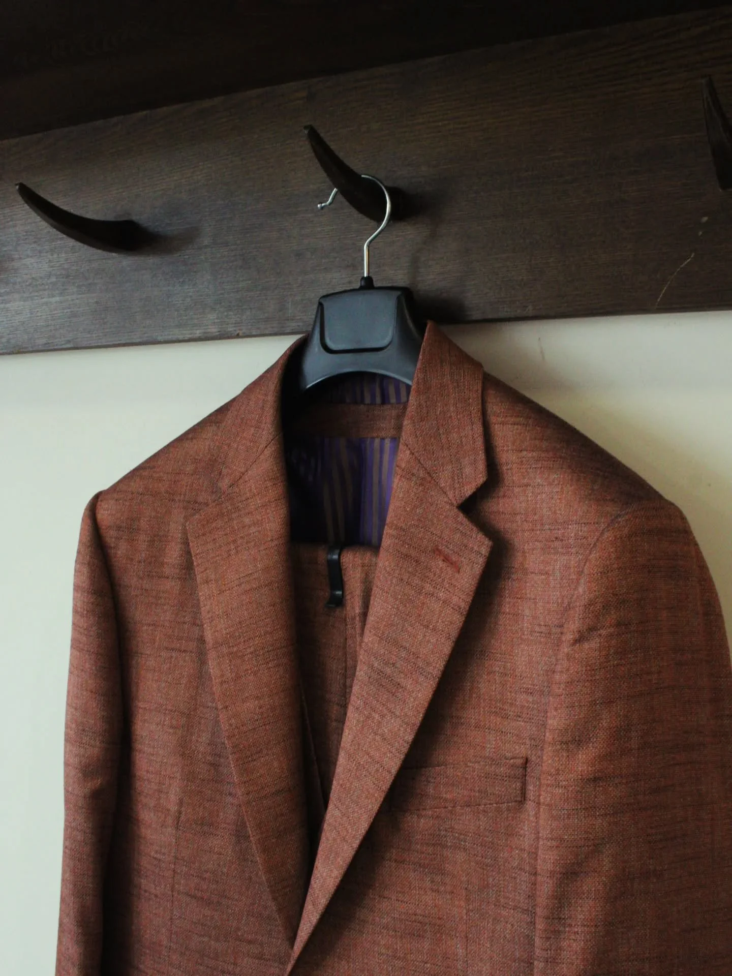 We recently made this burnt orange suit for a client using the wonderful cloth from @dormeuil1842.

Dormeuil now provides our clients with a detailed 3D-generated visual of their suit before it&rsquo;s made. For this commission, the client selected N