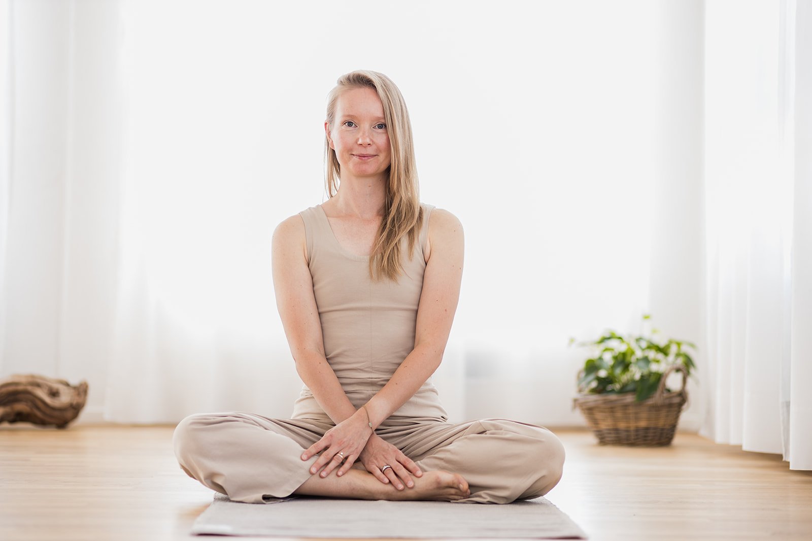 In Tune with You: Why and How to Listen to Your Body in Yoga — Tanja Iovene  Yoga