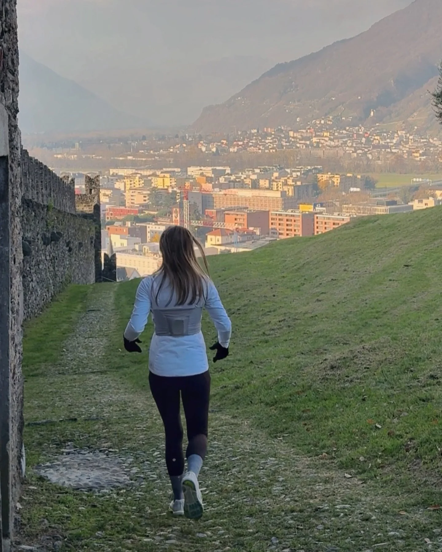 💭 What I&rsquo;ve learned lately:
Some of my best ideas don&rsquo;t come when I sit down to think.
Instead, they often arrive when I&rsquo;m running outside.

I&rsquo;ve noticed this in myself for years.

Now, as I&rsquo;m reading the book Flow: The