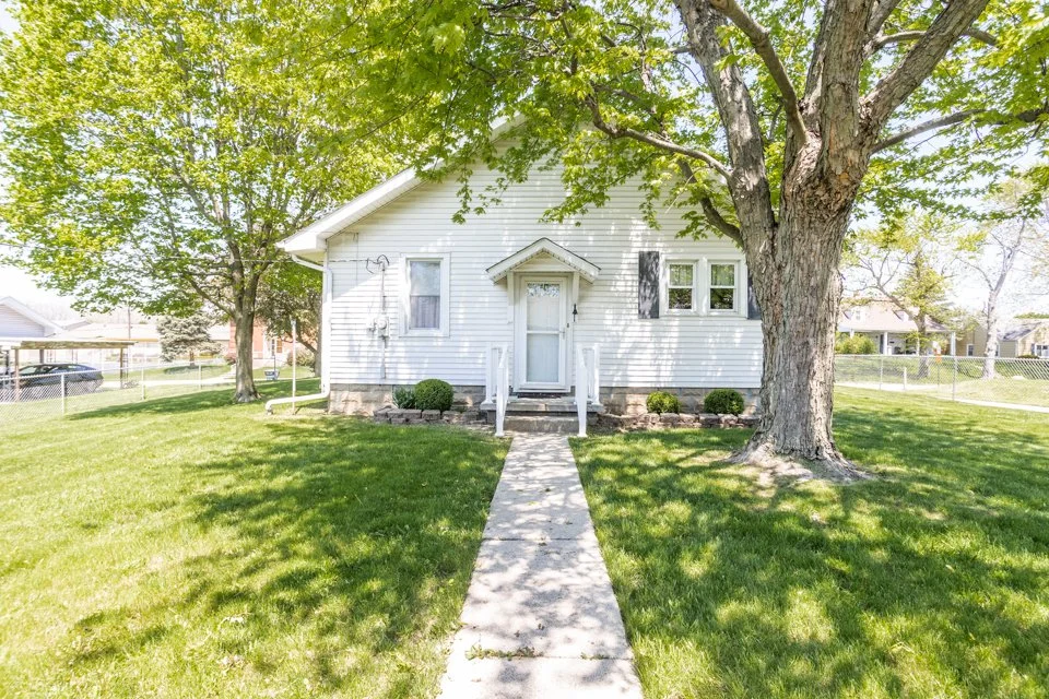 801_West_Madison_Street_Alexandria_Indiana_Real_Estate_Photography-27.jpg