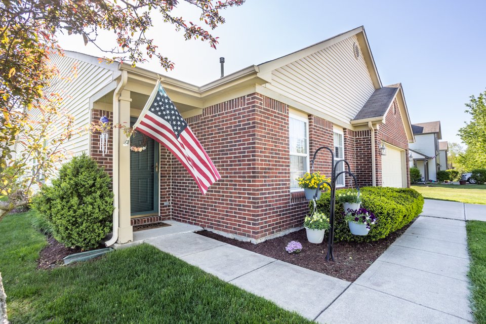 12865_Howe_Road_Fishers_Indiana_Real_Estate_Photography-38.jpg