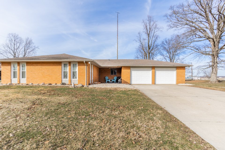 9305_S_Greenway_Drive_Daleville_Iindiana_Real_Estate_Photographer-30.jpg