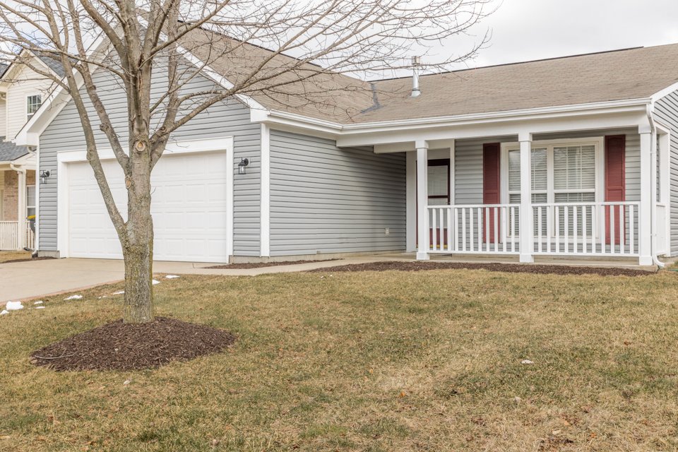 6512_Paramount_Springs_Drive_Anderson_Indiana_Real_Estate_Photographer-25.jpg