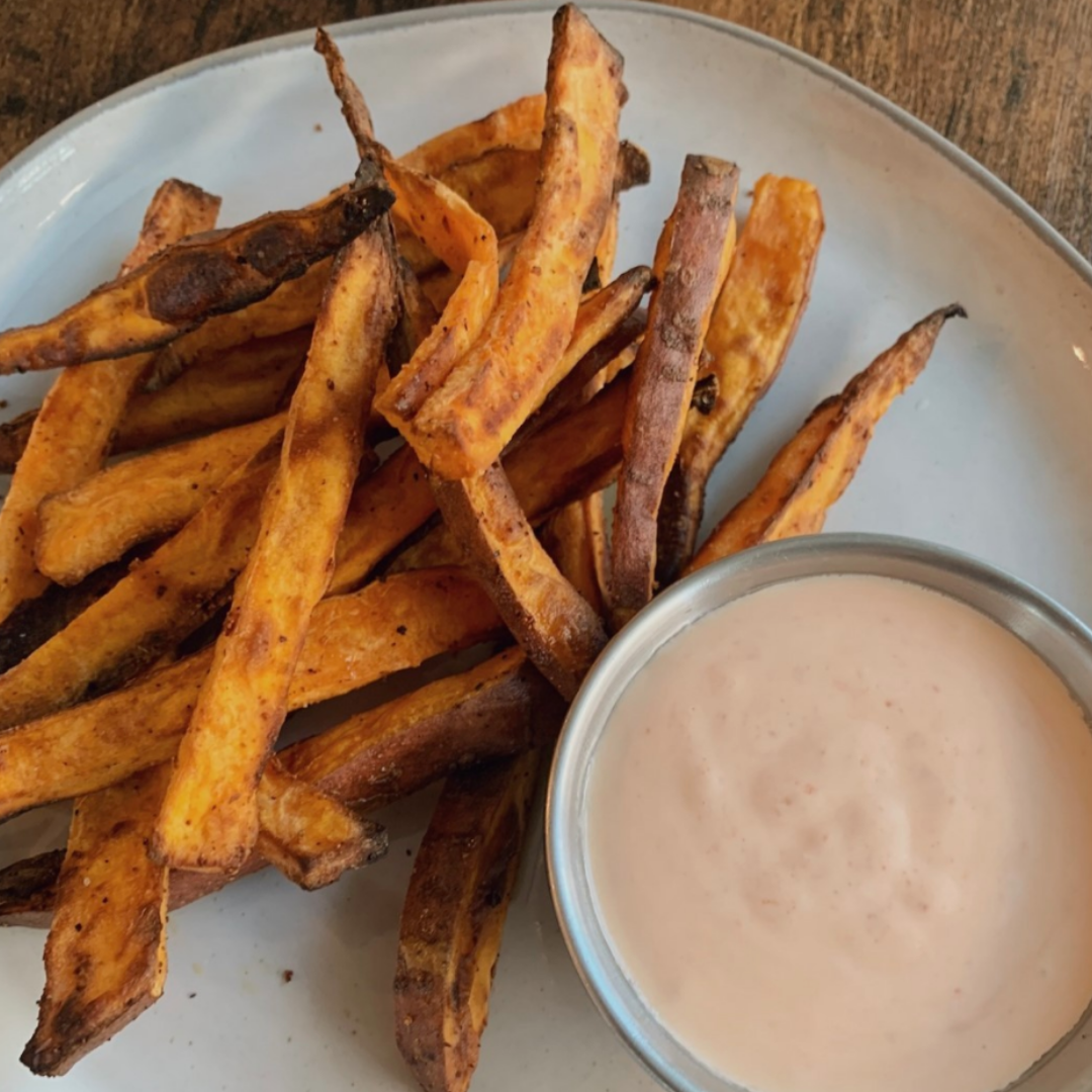 Sweet Potato Fries with Sriracha Aioli