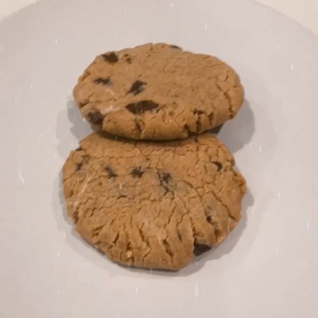 Easy Vegan + Gluten-Free Chocolate Chip Cookies