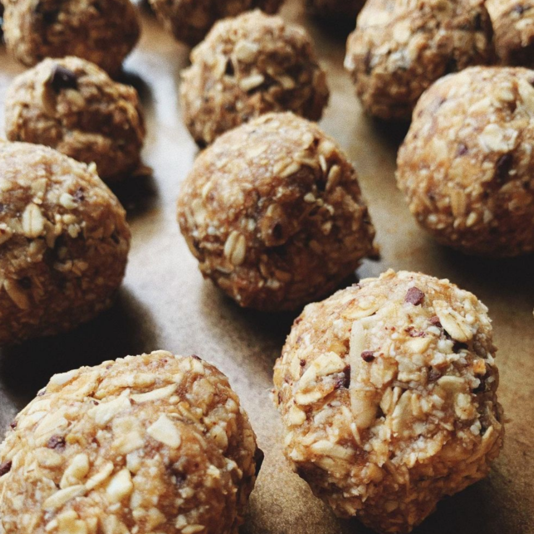 Vegan &amp; Gluten-Free Energy Balls