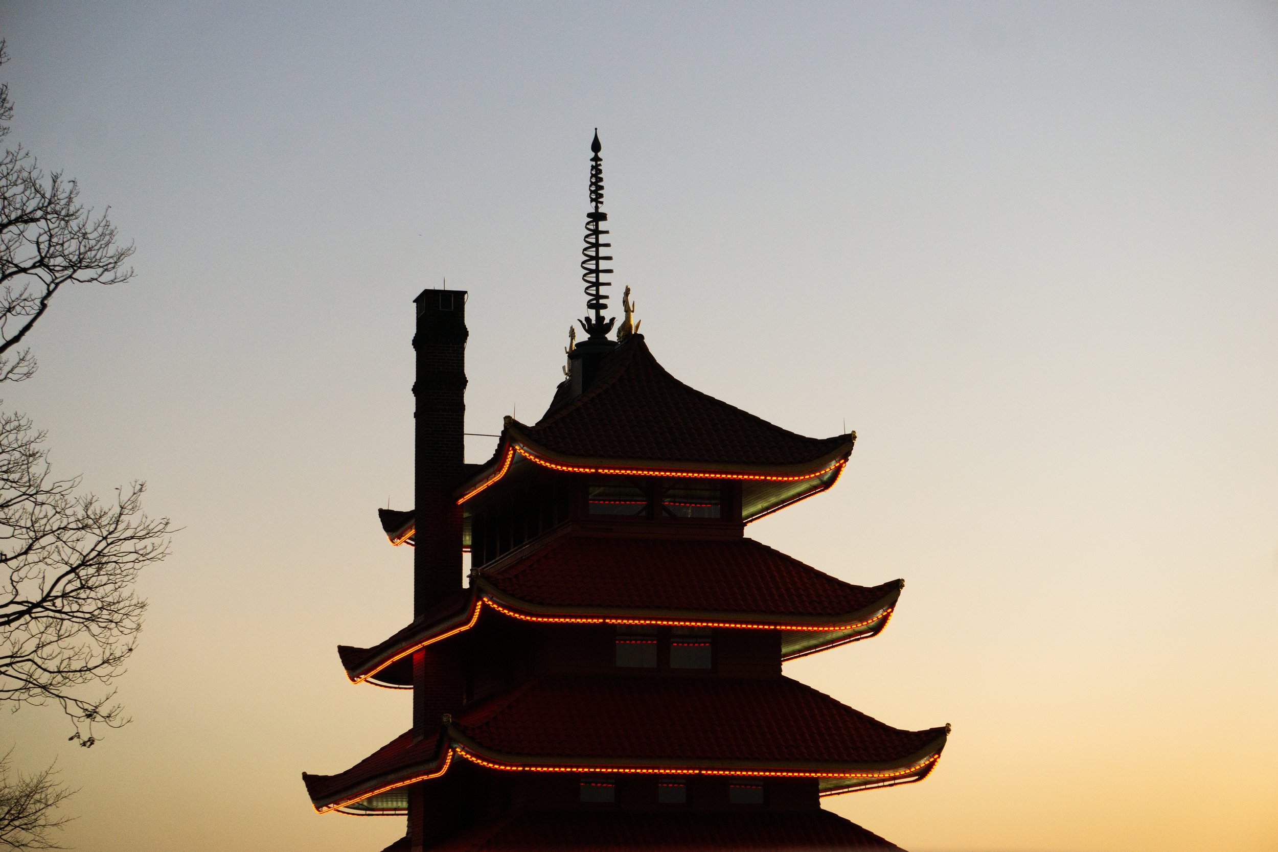 20221119_Pagoda sunset_141.jpg