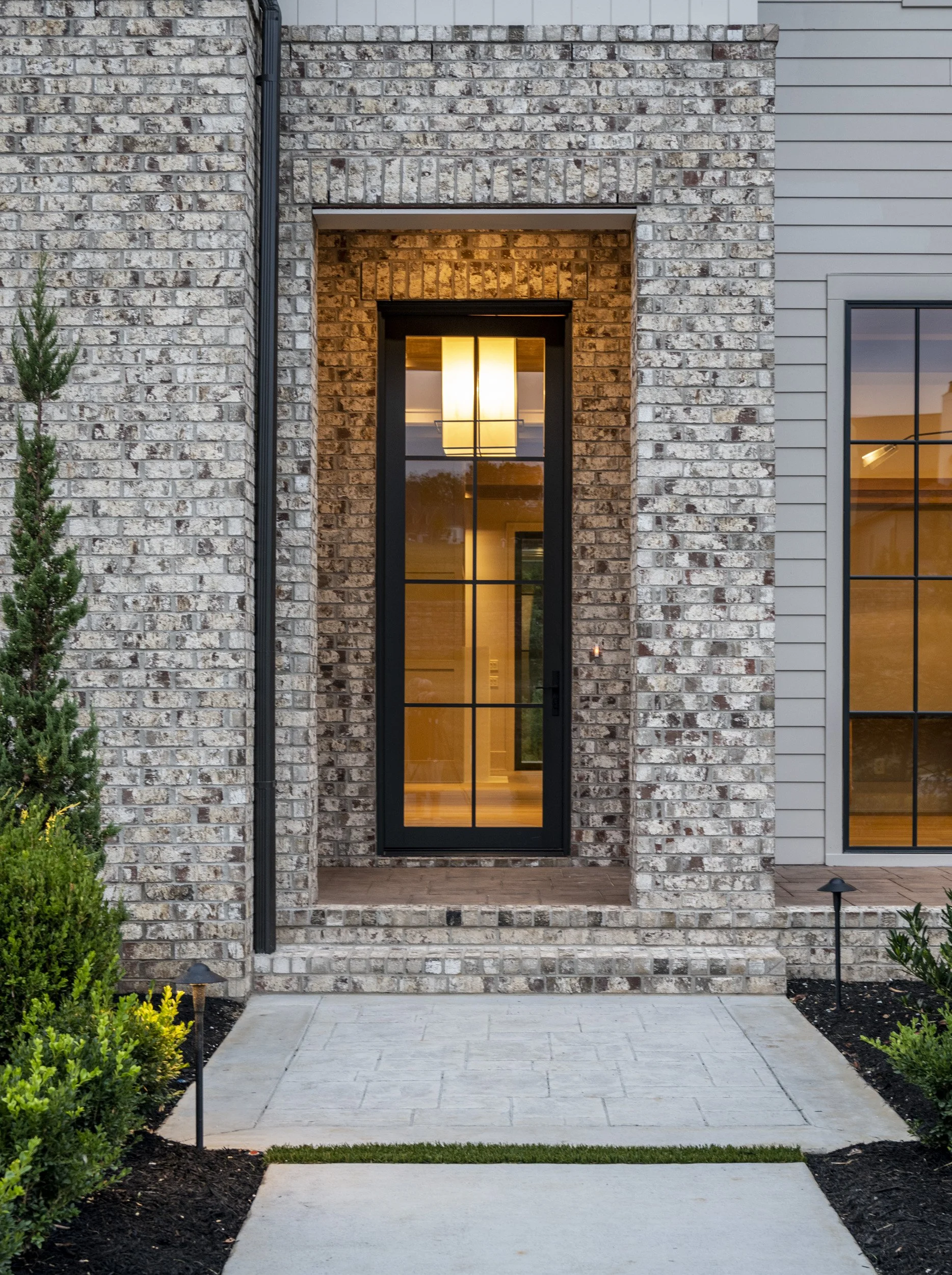 Trace Solstice Dr 06.jpg