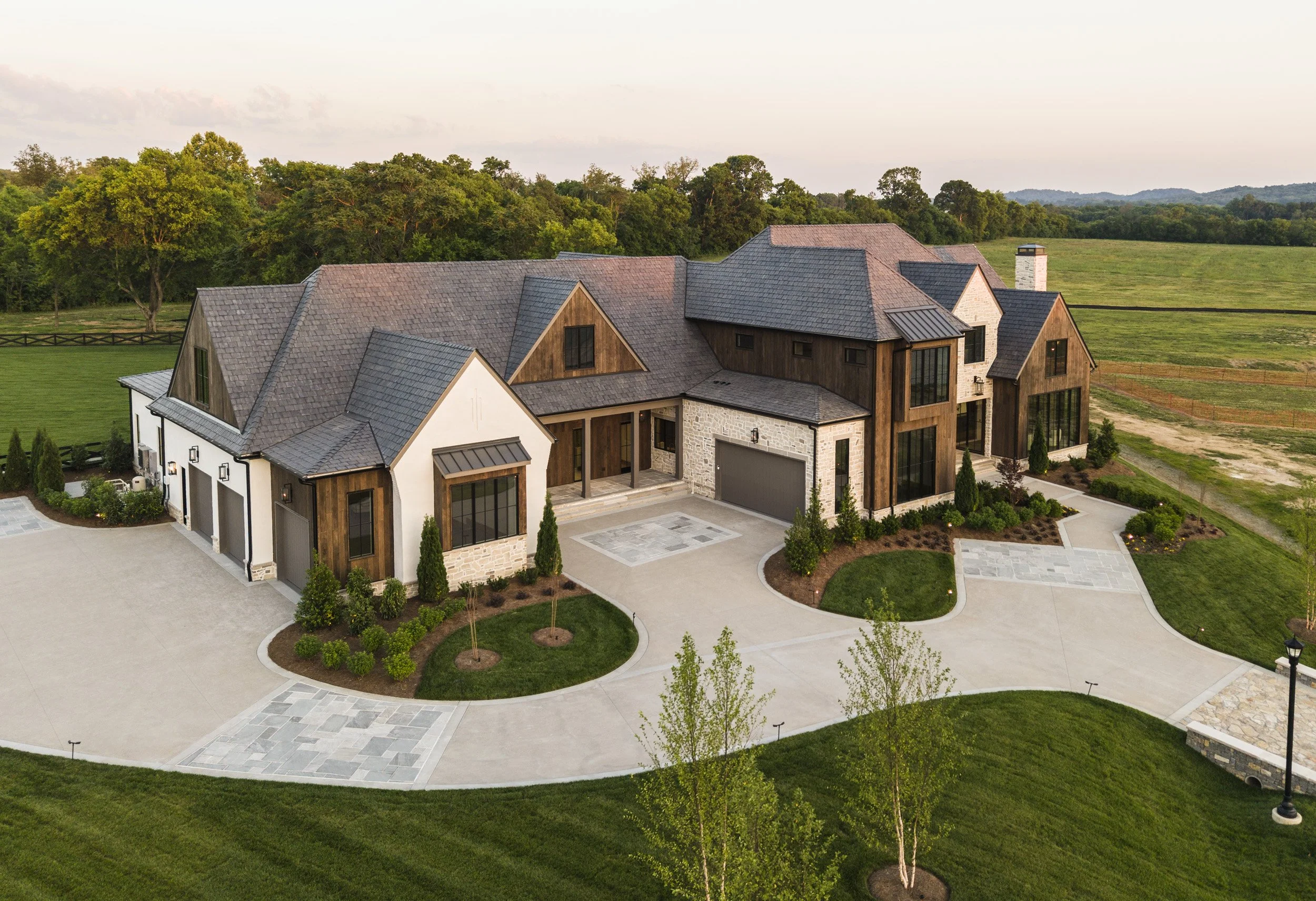 Trace Lurah Lane 01.jpg