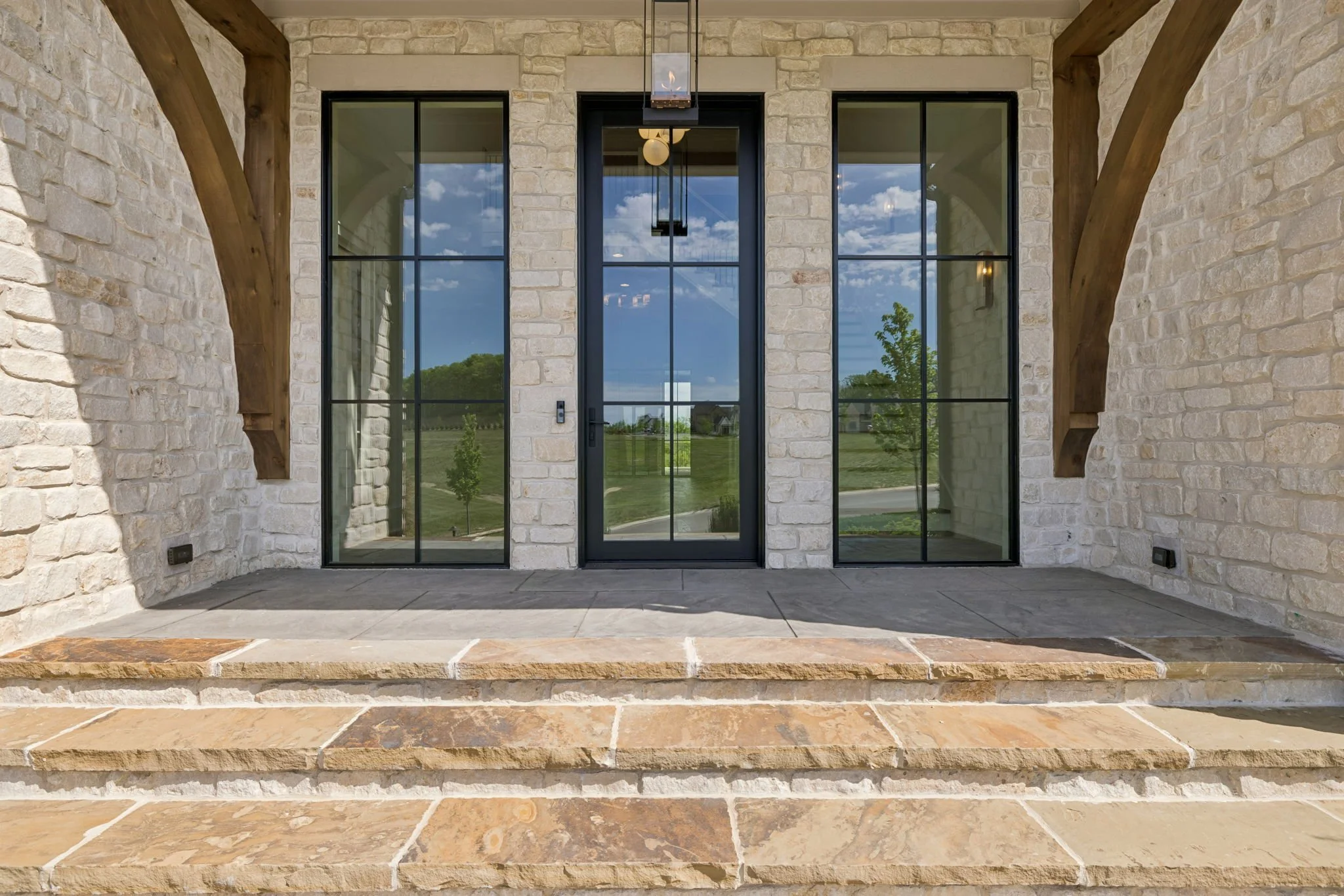 9-8745 Weller Ln - 009.jpg