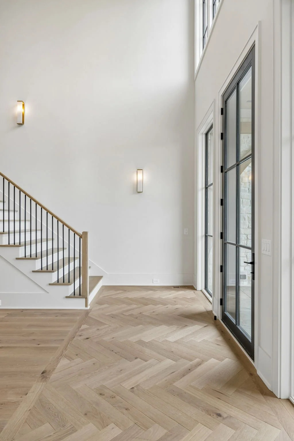 24-8745 Weller Ln - 024.jpg