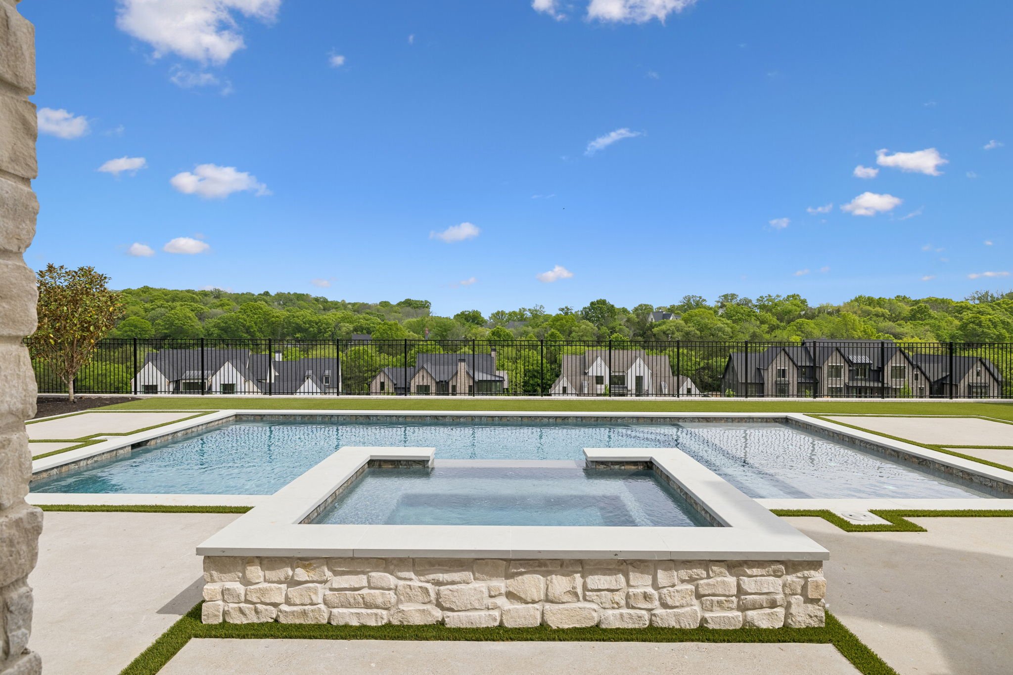 206-8745 Weller Ln - 206.jpg
