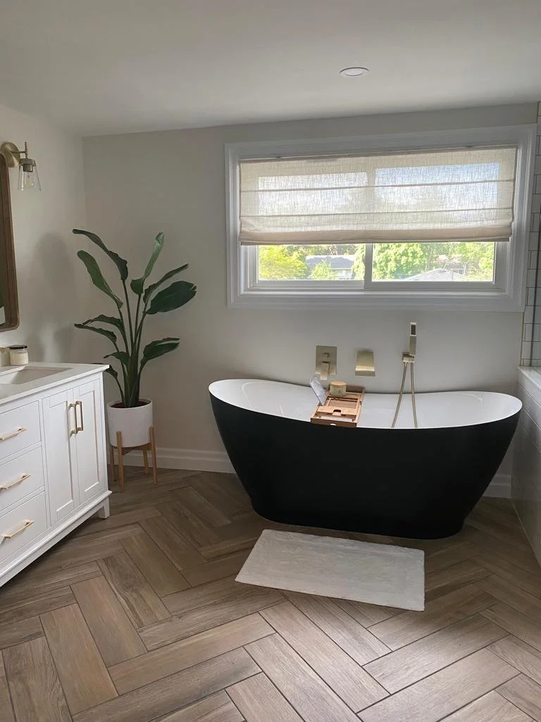 Ashleigh Bath 3.jpg