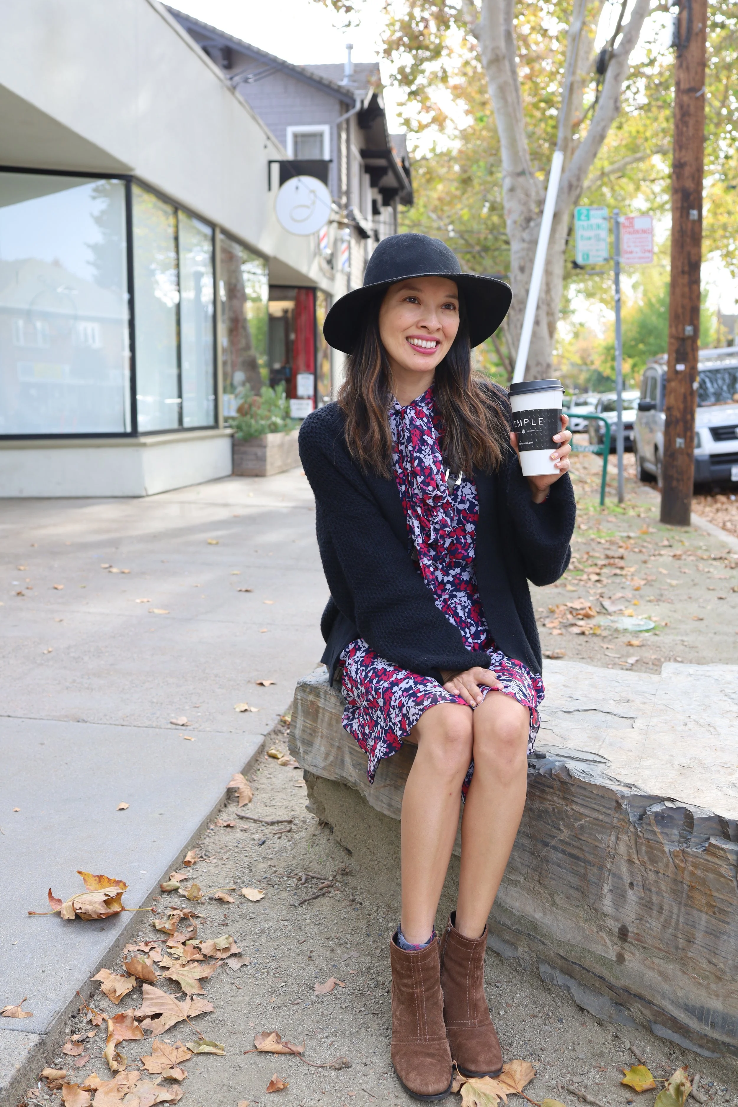 3 Reasons Why You Should Hire a Dating and Confidence Coach