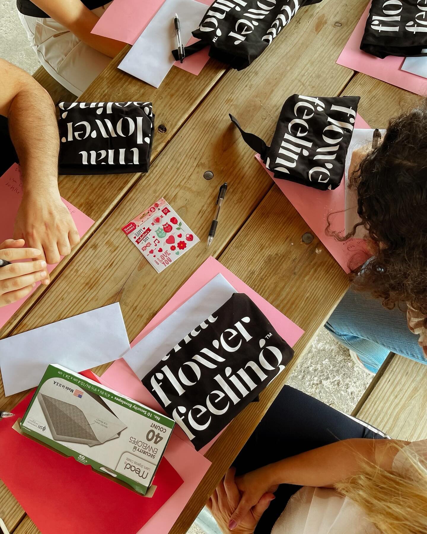 🌺 Today at Citrus Health Network, our Navigate program embraced the power of healing and connection in the most beautiful way. Our clients embarked on a journey of self-discovery and empowerment, engaging in yoga, writing heartfelt gratitude letters