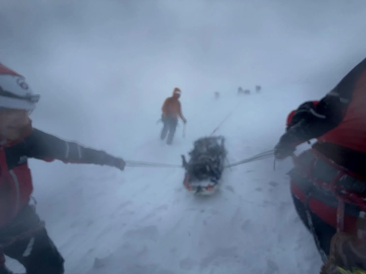 Winter training with @ovmro_official in the Cairngorms. We covered a huge number of topics; personal skills, snow anchors, companion avalanche rescue, multipitch stretcher lowers with rescue load snow anchors, back ropes and avalanche line searches. 