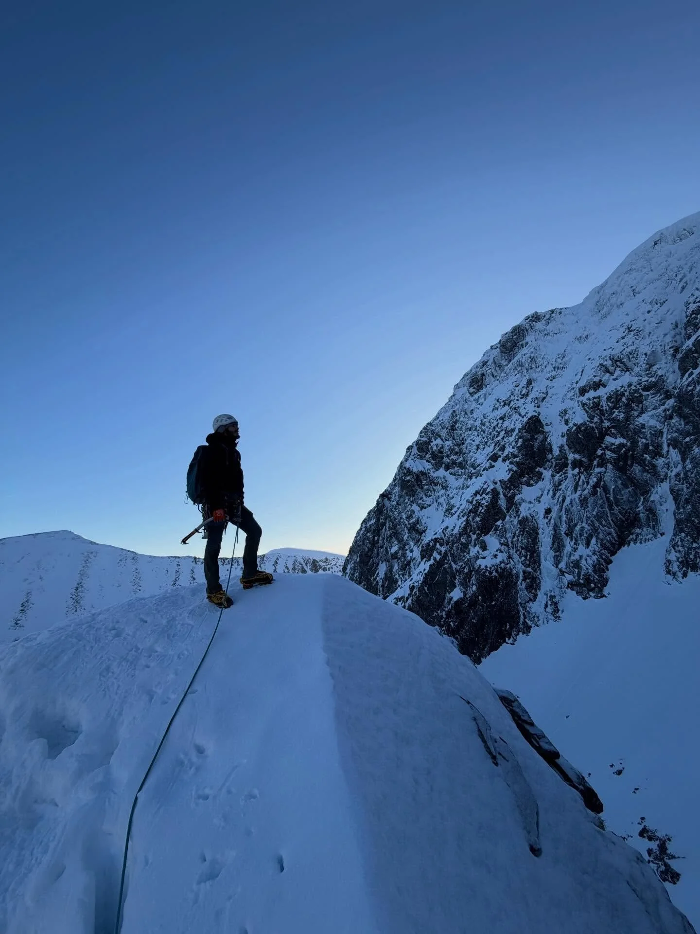 A beautiful day for a lap of Tower Ridge. Glad we didn&rsquo;t encounter any traffic jams, at the expense of waking up at 0350 😴

It blows my mind when, at mid day, I&rsquo;m descending after a route and there are teams who haven&rsquo;t even starte
