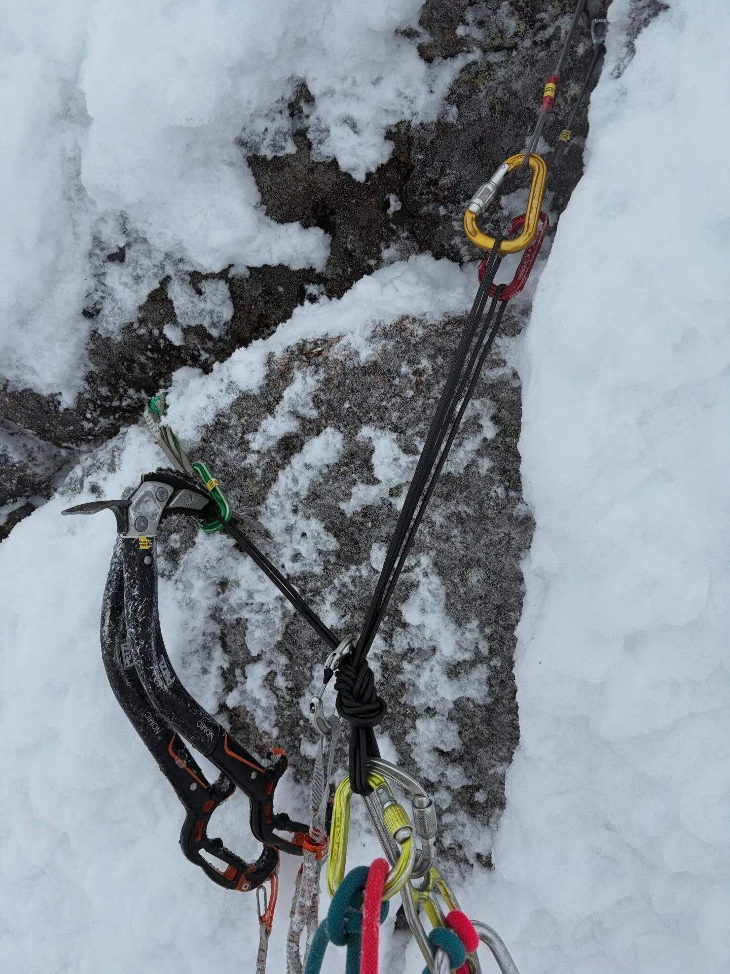 Black diamond Infinity Cord Review

I&rsquo;ve had this out for a couple of weeks of testing, using it as my primary big sling for building master point anchors when guiding.

My initial concern that it was stiff and awkward to rack on a carabiner ha
