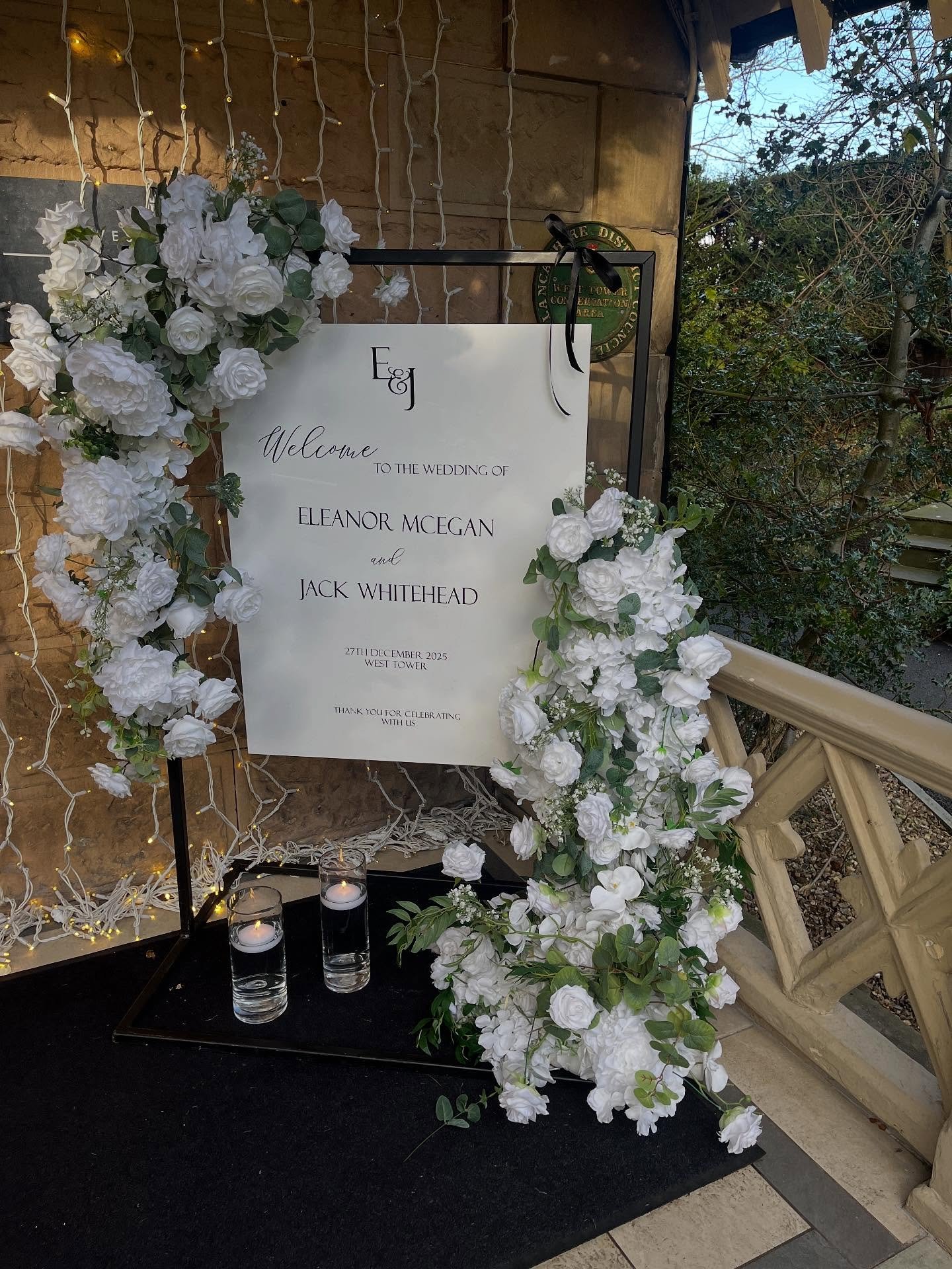 ✨ Ellie &amp; Jack | West Tower Country House, Ormskirk ✨

What a joy to spend the entire day with Ellie &amp; Jack at the beautiful @west_tower.

I had the pleasure of being with them for the full day - from the ceremony through drinks reception and