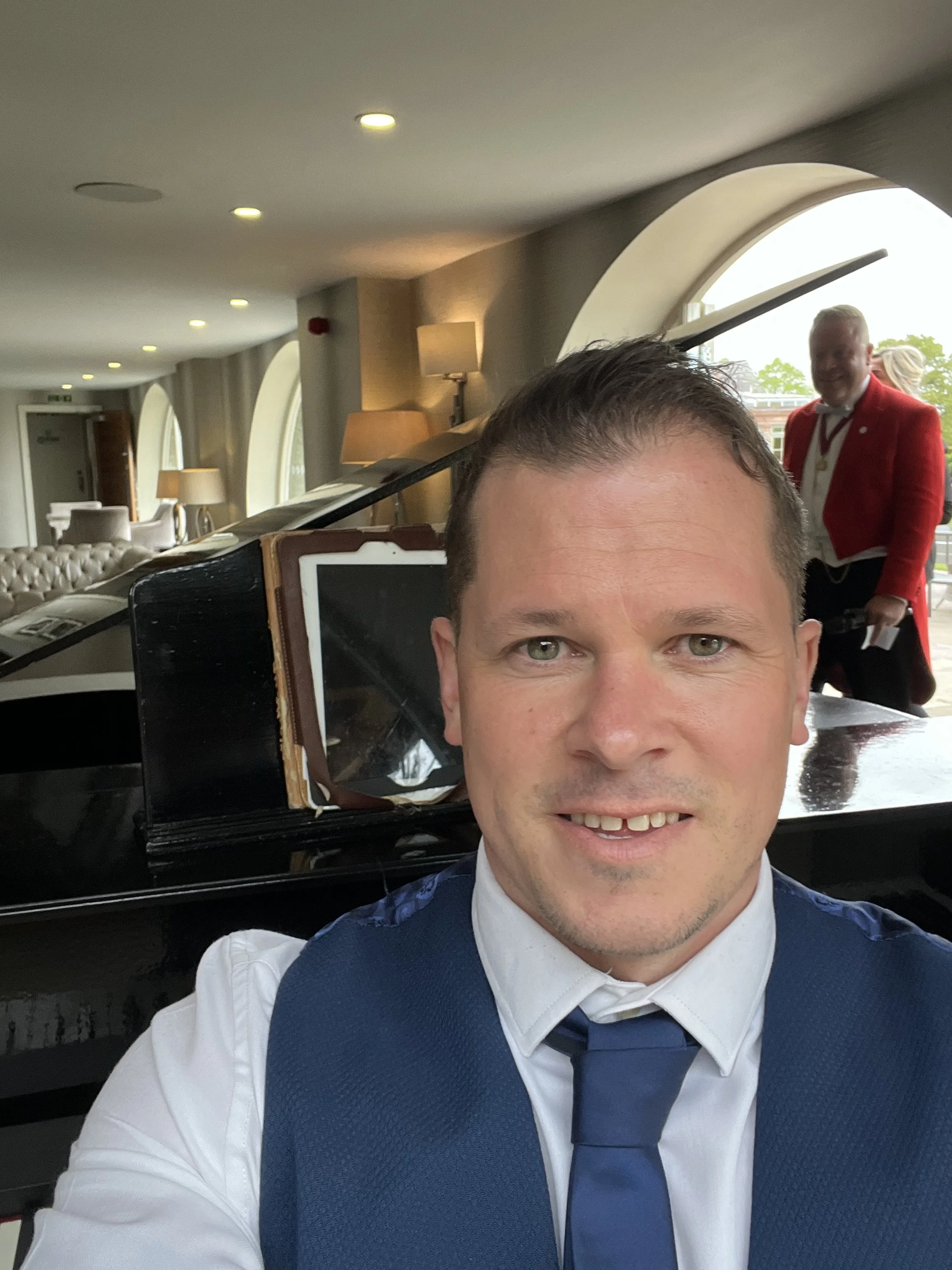 Wedding Pianist at Merrydale Manor