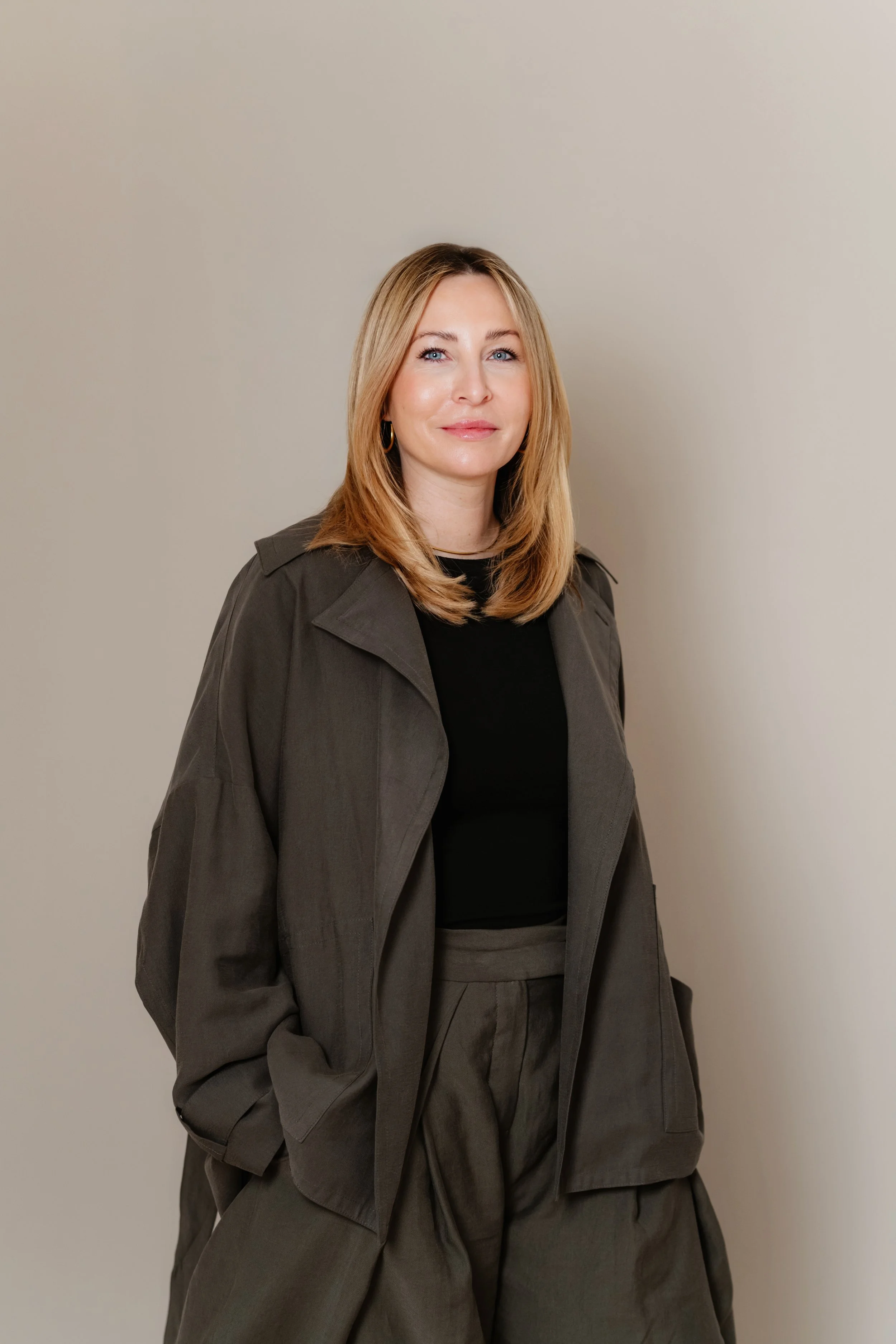 Julia Pennington, PAJU