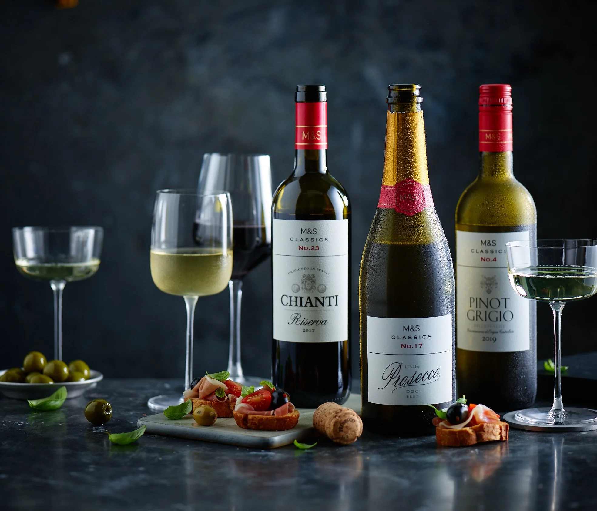 M&S_WINES_Group_3_f.4_0087.jpg