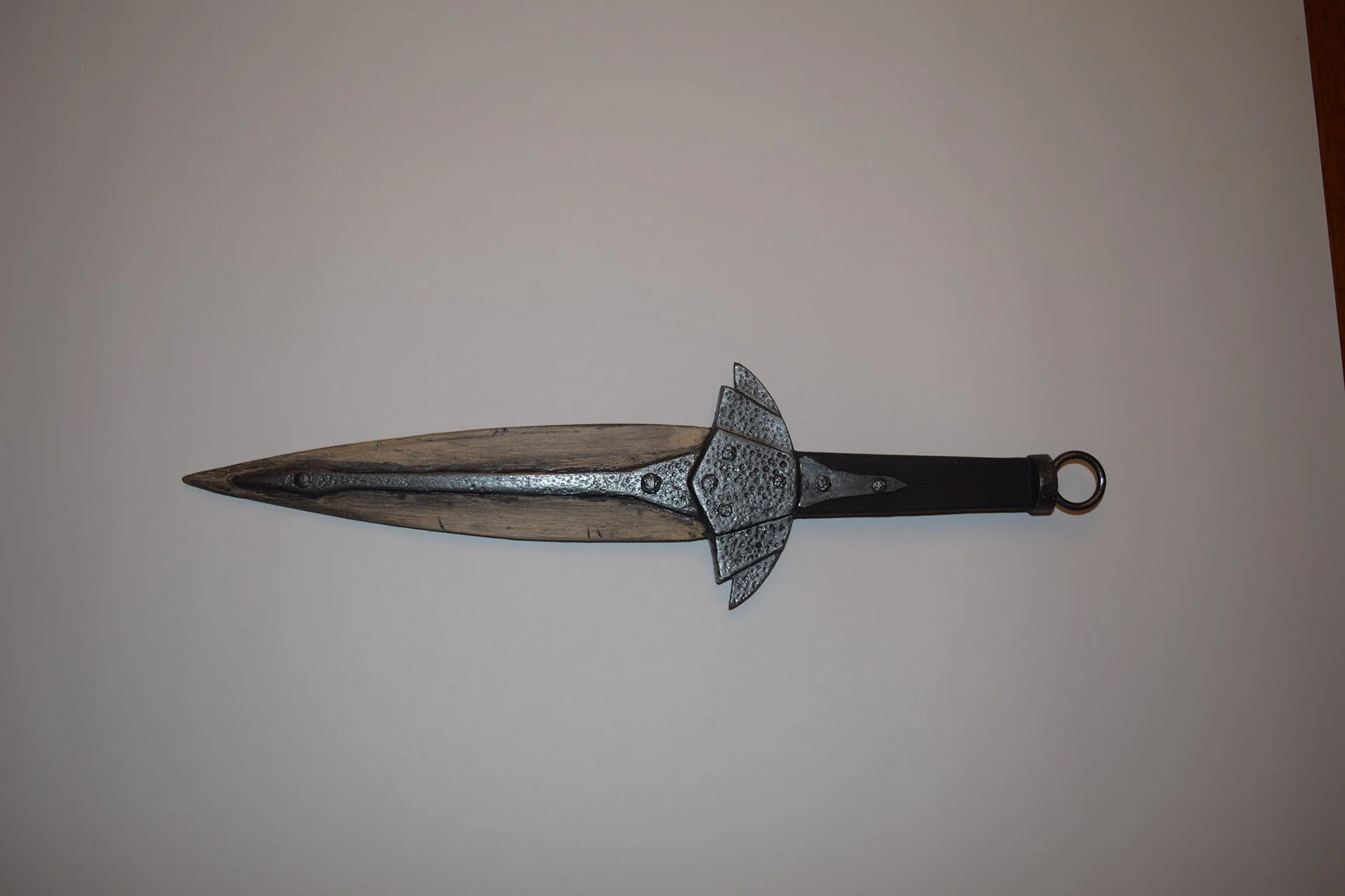 Dragonbone dagger 1.jpeg