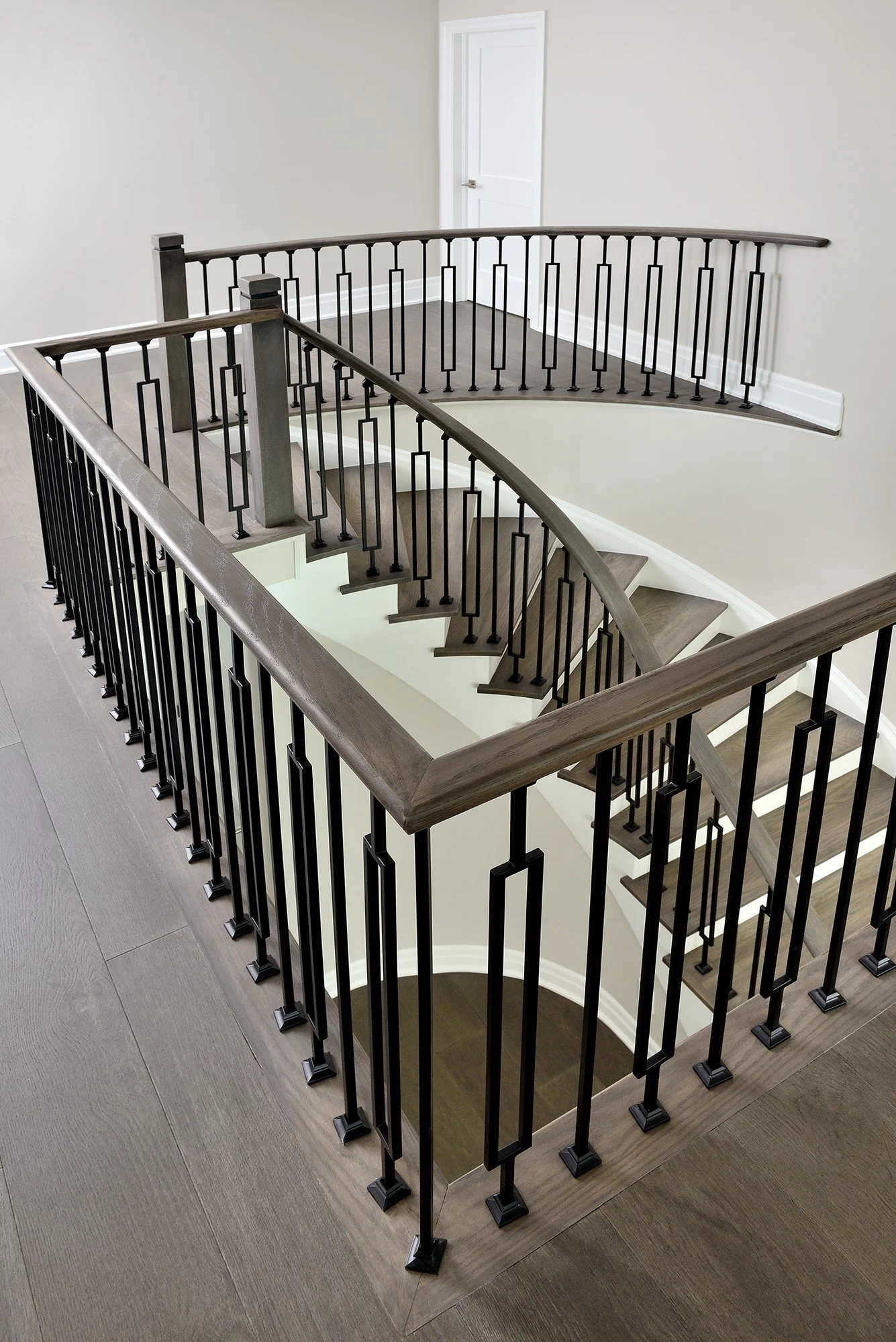 Hurley staircase 2.jpg