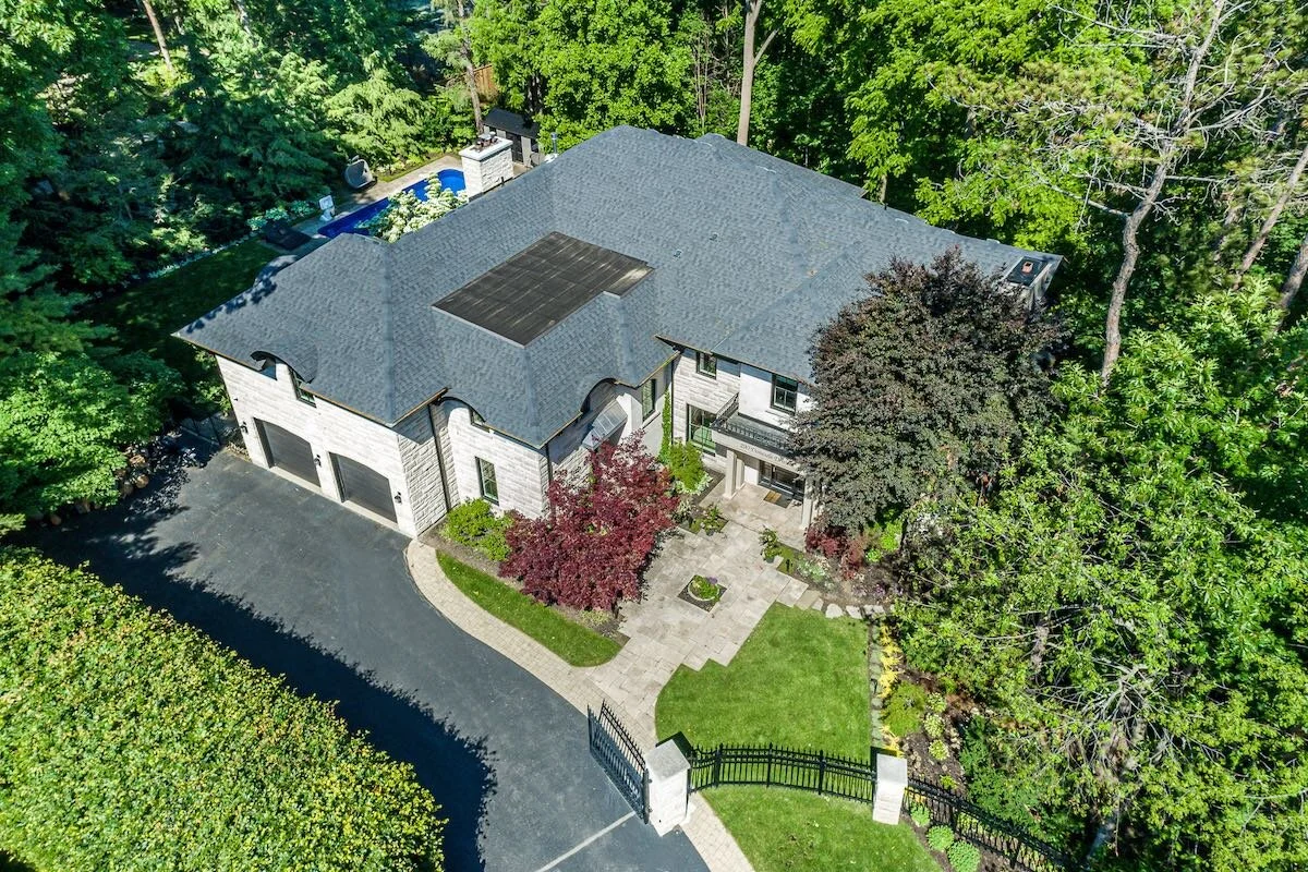 290 Donessle Drive-1.jpeg