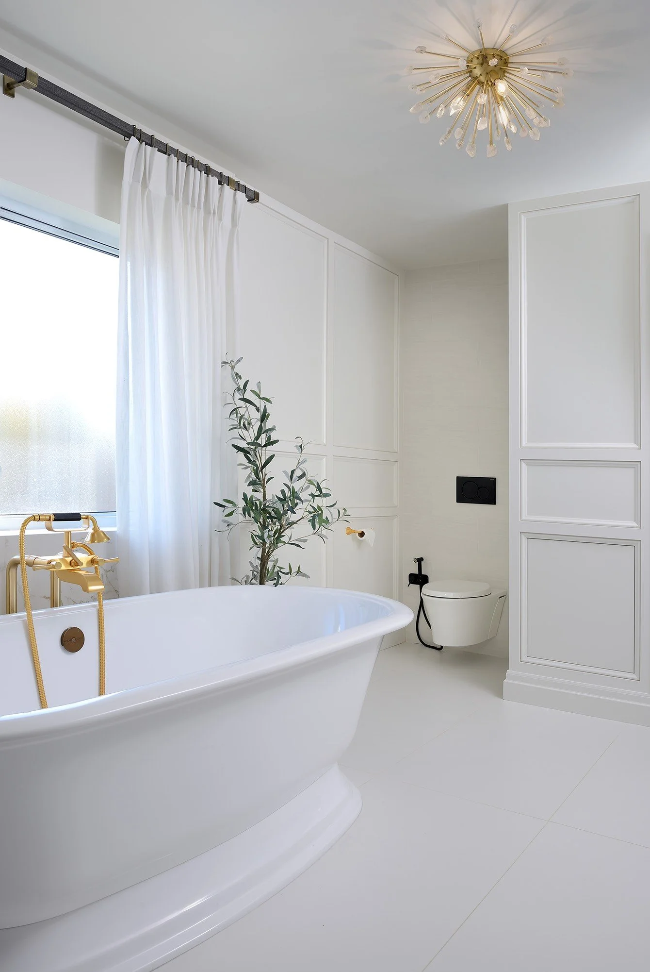 bathroom1.jpg