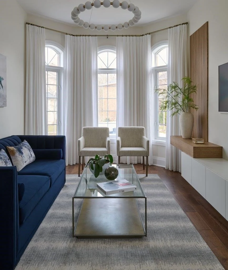 sittingroom1.jpg