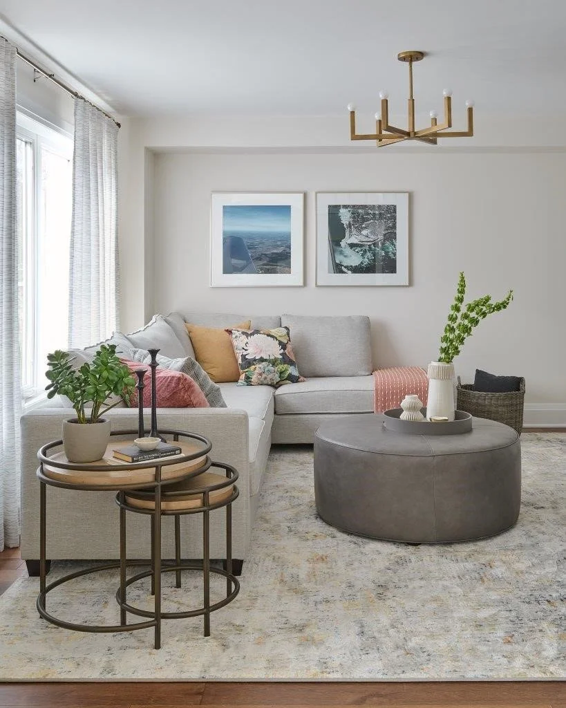 familyroom.jpg
