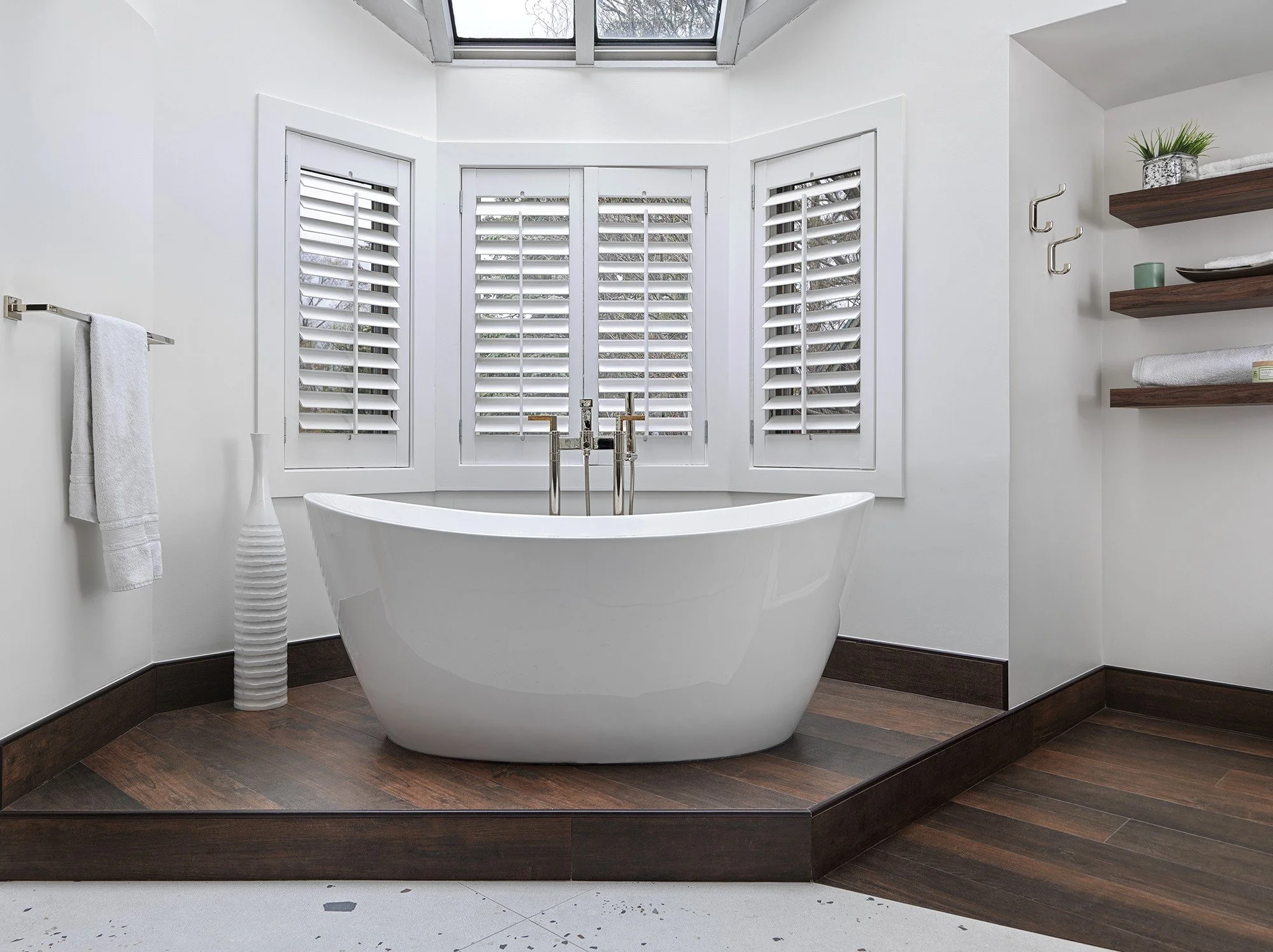 stavebank bathroom2.jpg