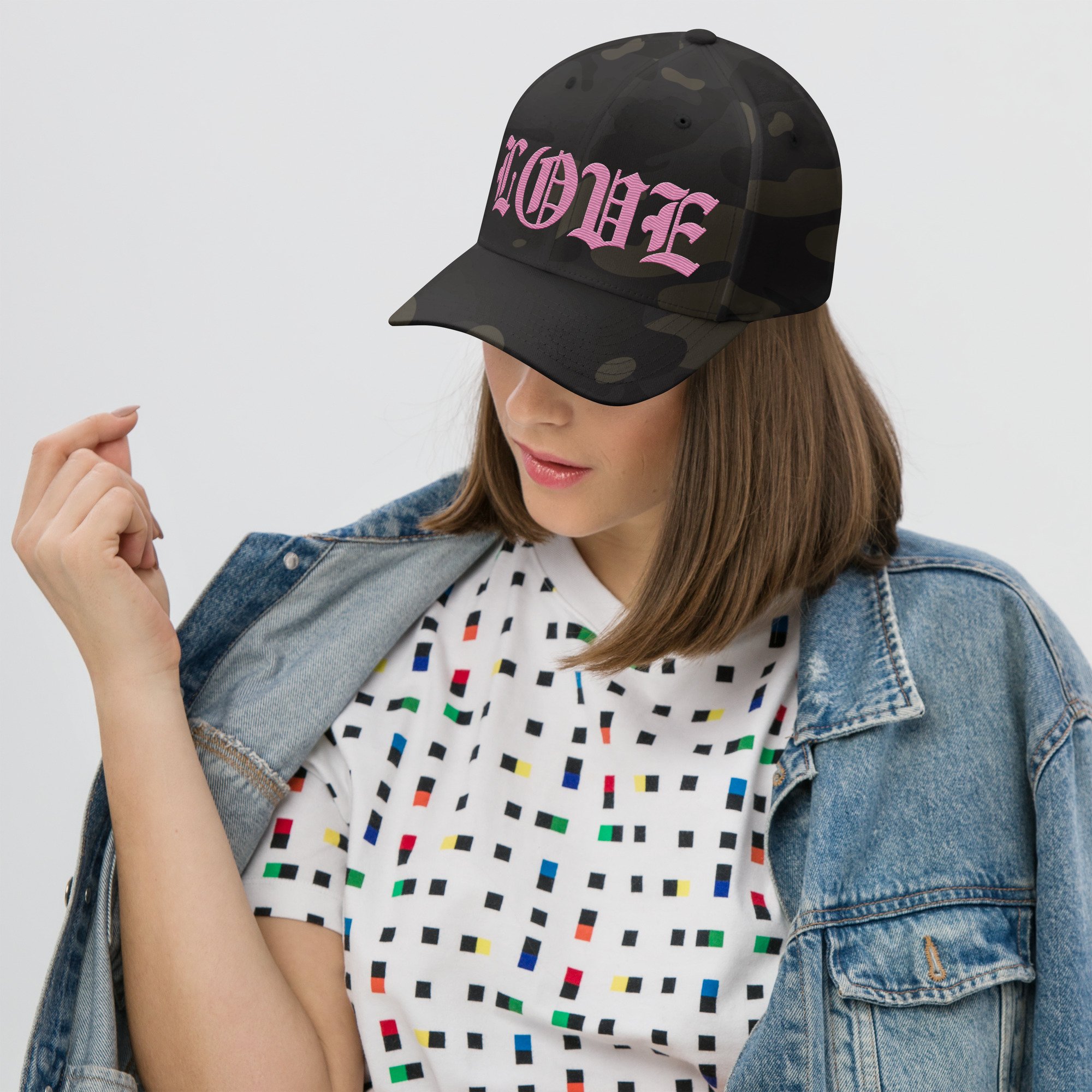 closed-back-structured-cap-multicam-black-front-675def0de1d76.jpg