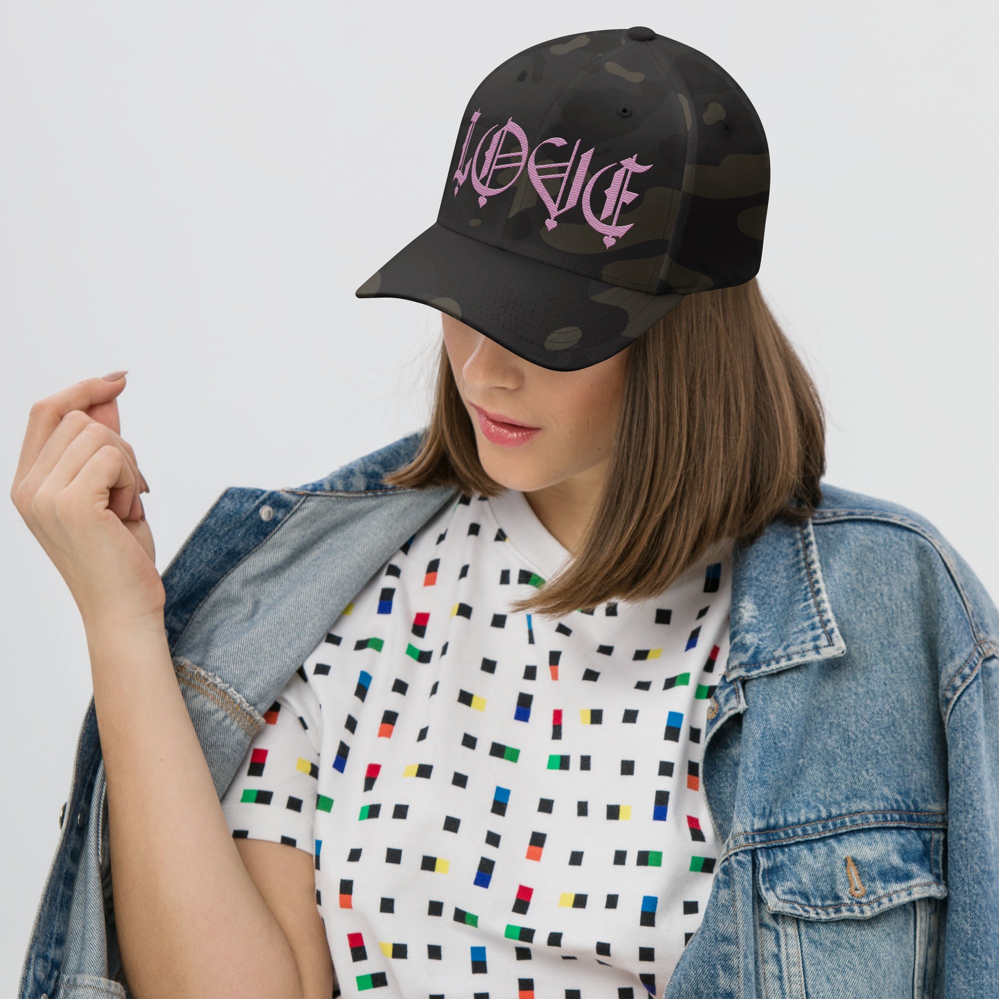 closed-back-structured-cap-multicam-black-front-6776ca14e43ed.jpg