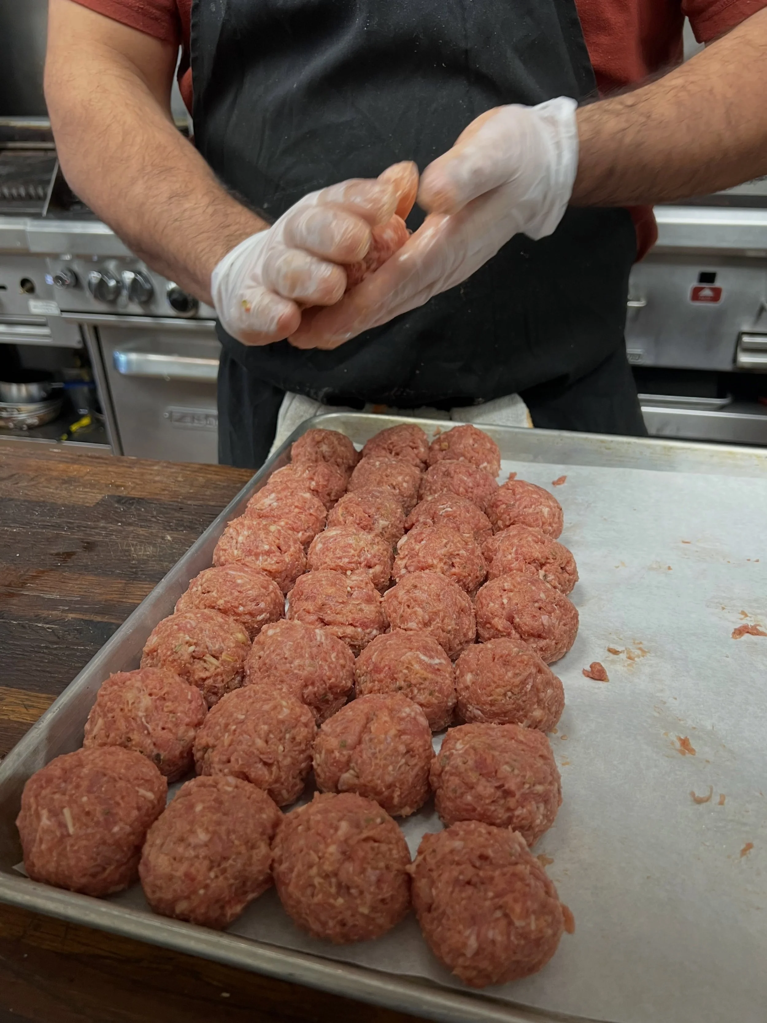 BOOKEND NIGHTS @ BLUE DOOR🔥

Every Thursday and Sunday, we&rsquo;re doing something special - and it starts TONIGHT with Test Kitchen Thursday.

Since we change our menu frequently, we decided to allow you to try every new dish - at a discount.

but