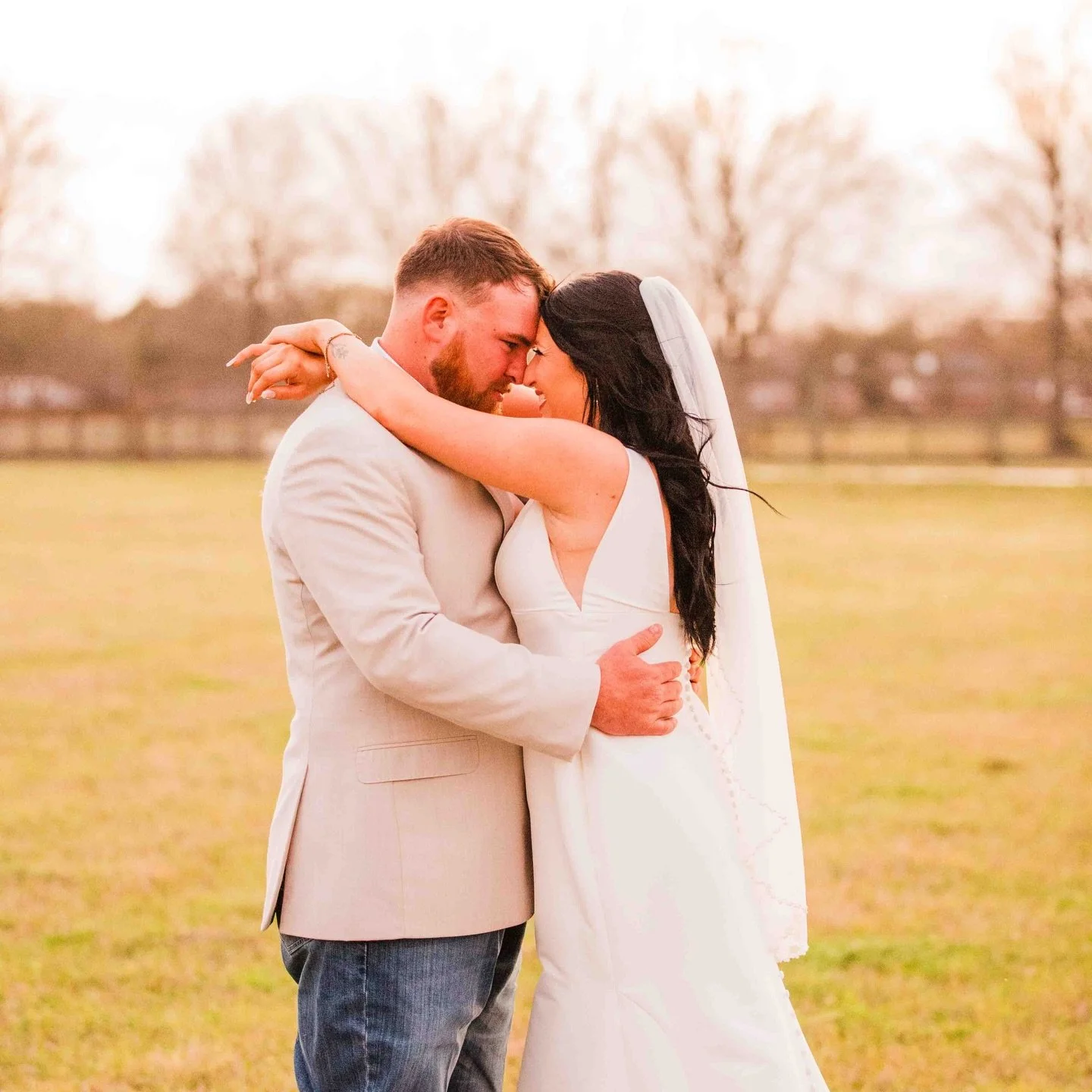 How has it already been a year? Time flies in the blink of an eye.

I&rsquo;m so excited to have one of my favorite couples back in front of my camera today. These are the moments that make this job so special. 🤍

#louisianaweddingphotographer #loui