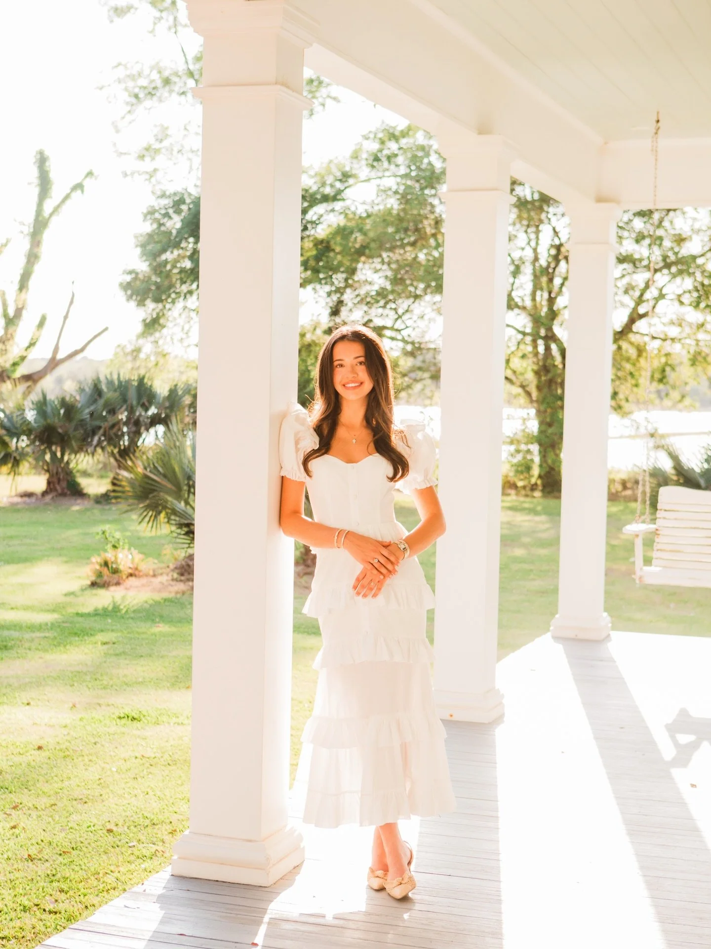 It&rsquo;s been a nonstop editing marathon over here playing catch up all day, and I&rsquo;ve still got more to knock out in the morning before my session.

So y&rsquo;all eat all the crawfish for me tomorrow 🦞💻

#louisianaweddingphotographer #loui