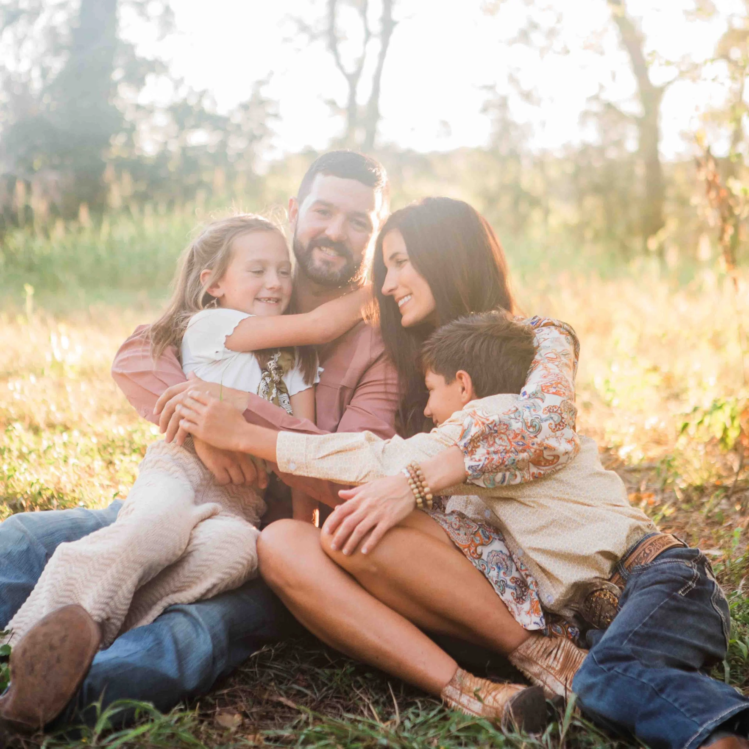 Last minute opening ✨

Due to a reschedule, I now have tomorrow evening open for a family session! This session will be offered at a discounted rate and is perfect for updating family photos before summer gets even busier.

Golden hour light, laid ba