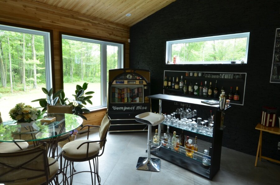 tourville-veranda-bar-fixe.jpg